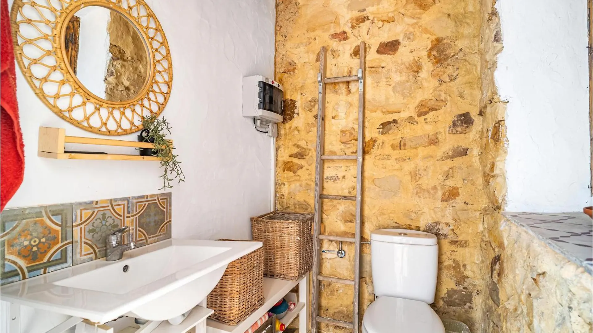 Holiday home Beautiful Home In El Colmenar With Kitchen Spain