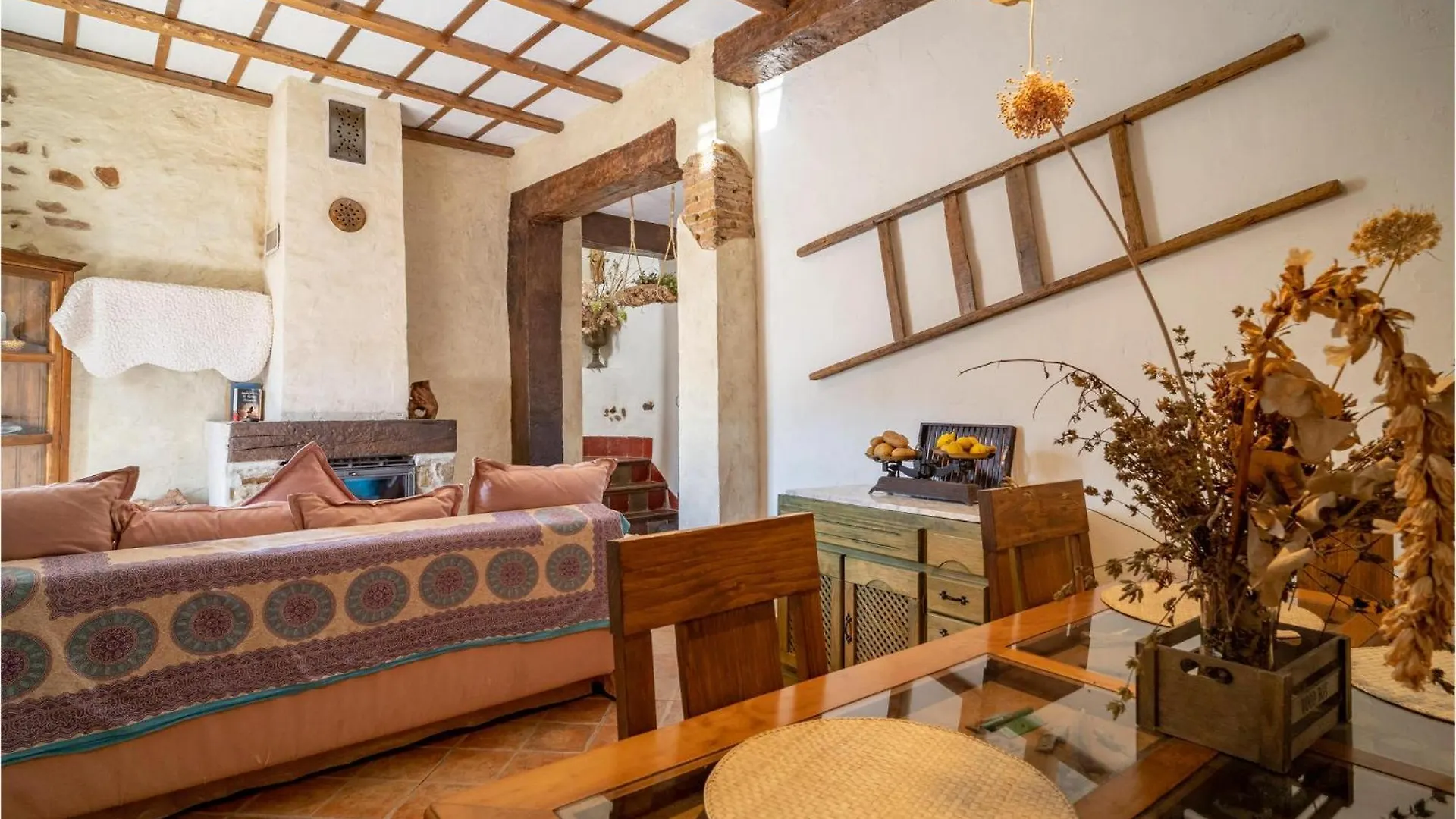 Beautiful Home In El Colmenar With Kitchen 0*,  Spain