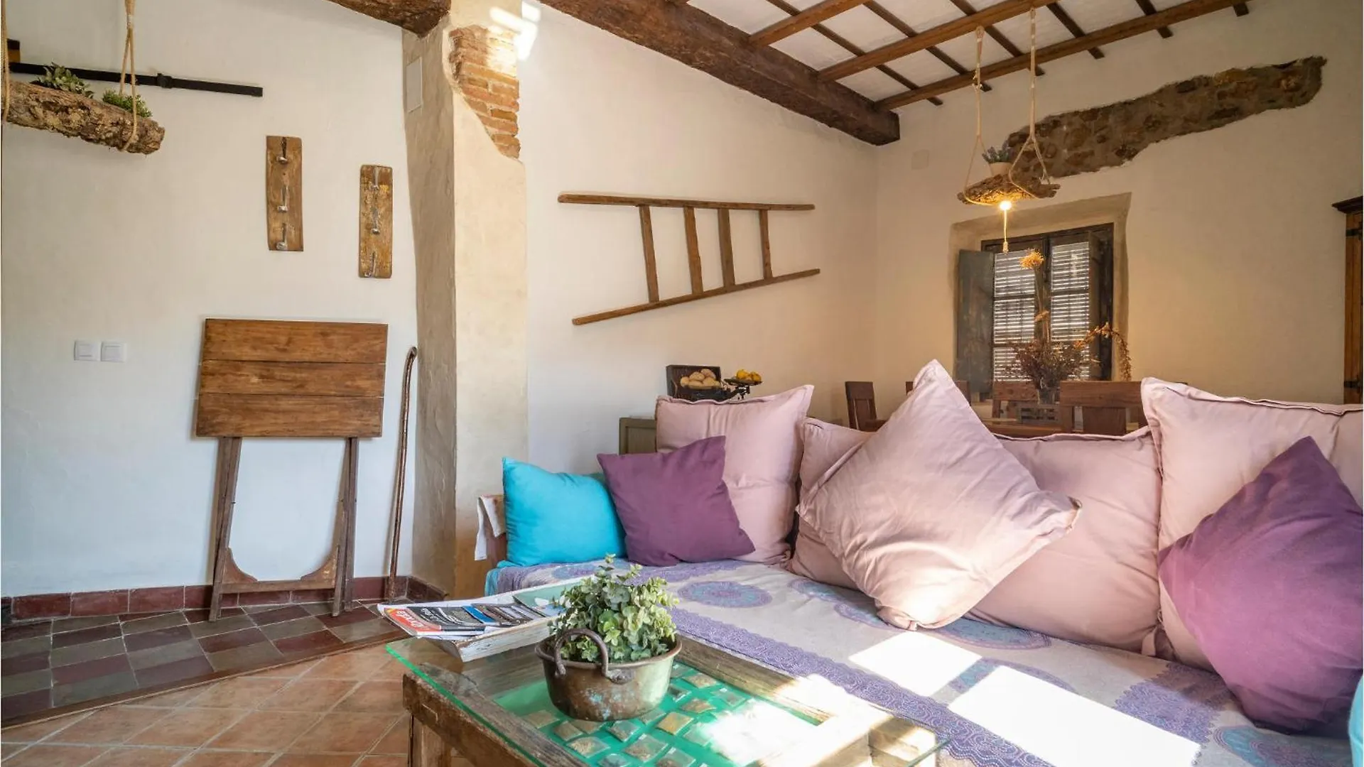 Beautiful Home In El Colmenar With Kitchen Spain