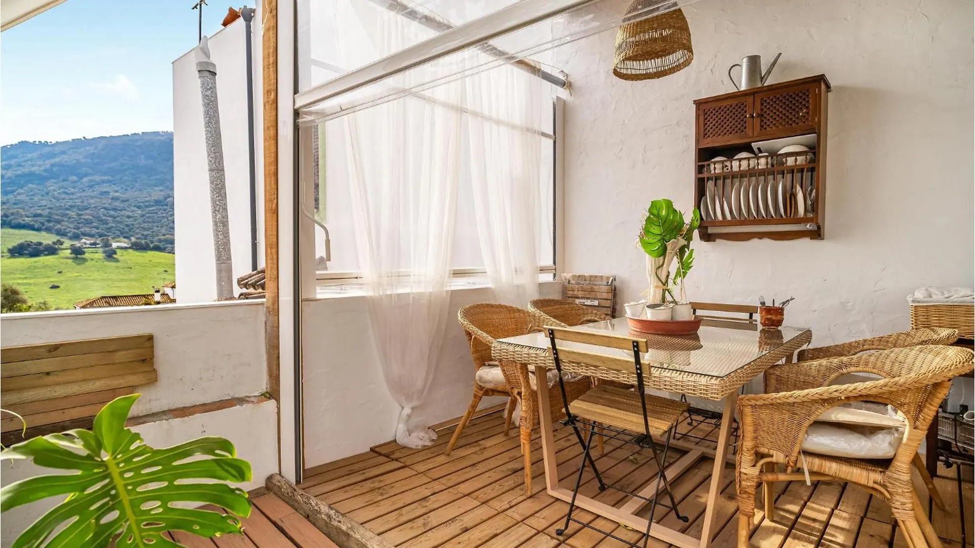 Holiday home Beautiful Home In El Colmenar With Kitchen