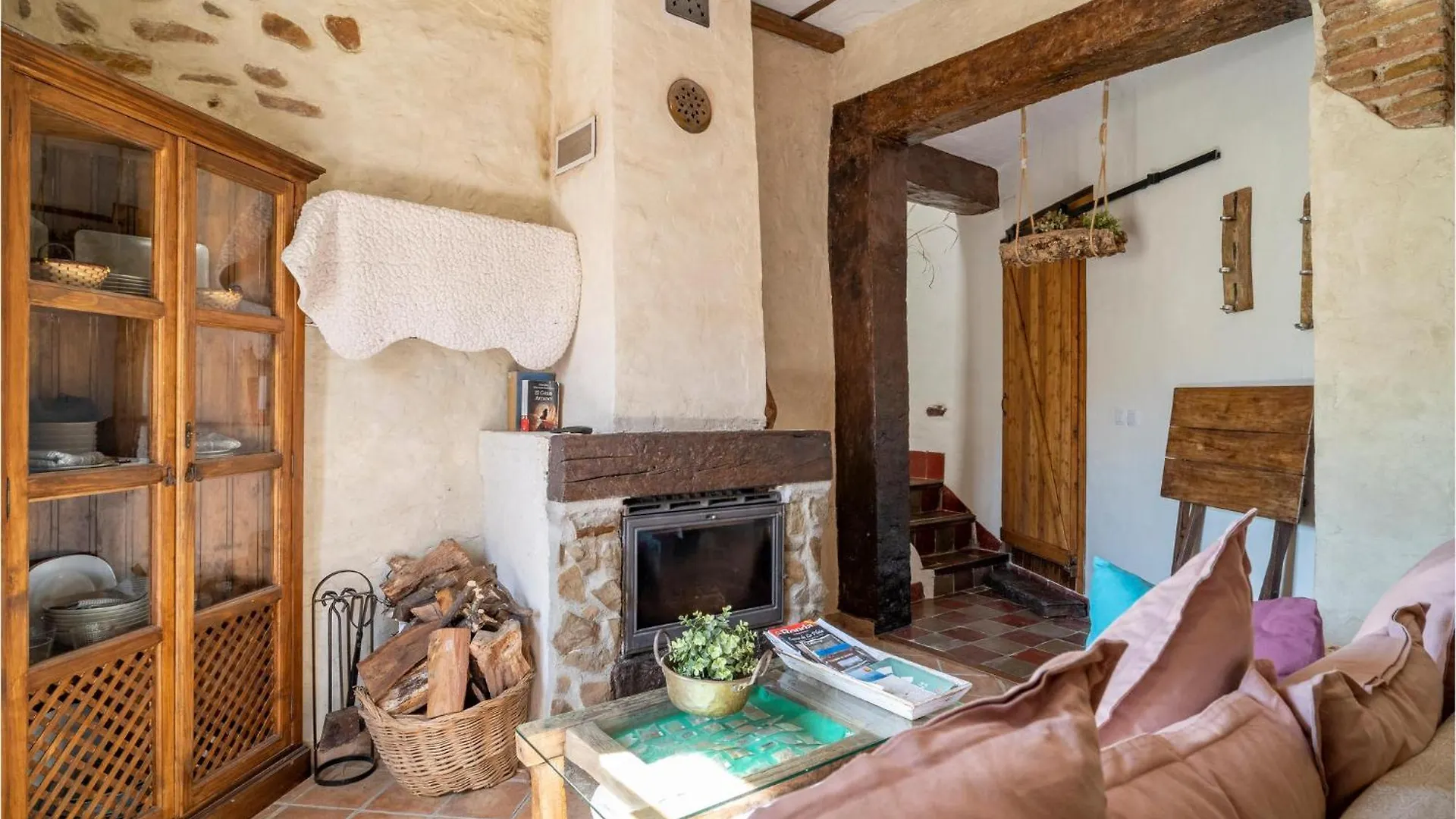 Beautiful Home In El Colmenar With Kitchen Spain