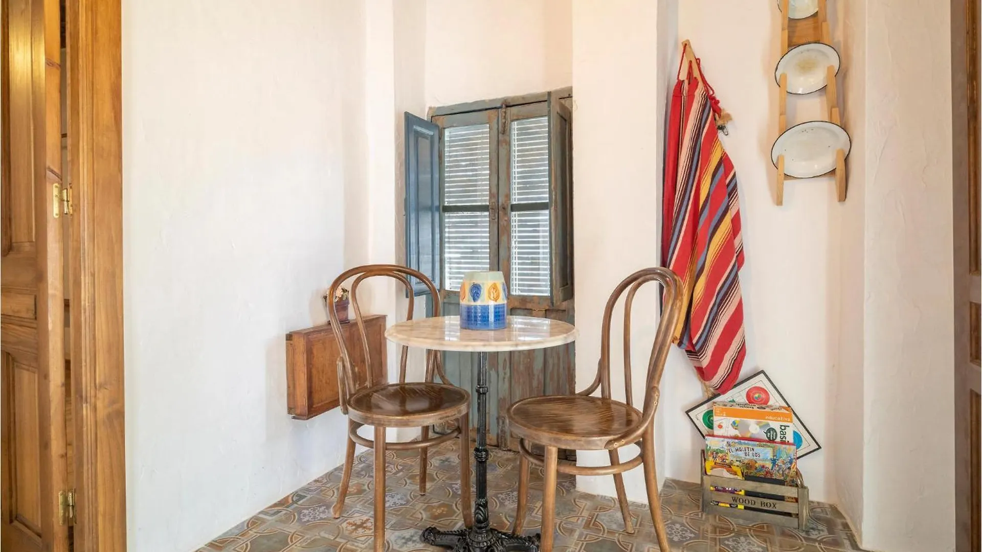 Beautiful Home In El Colmenar With Kitchen Spain